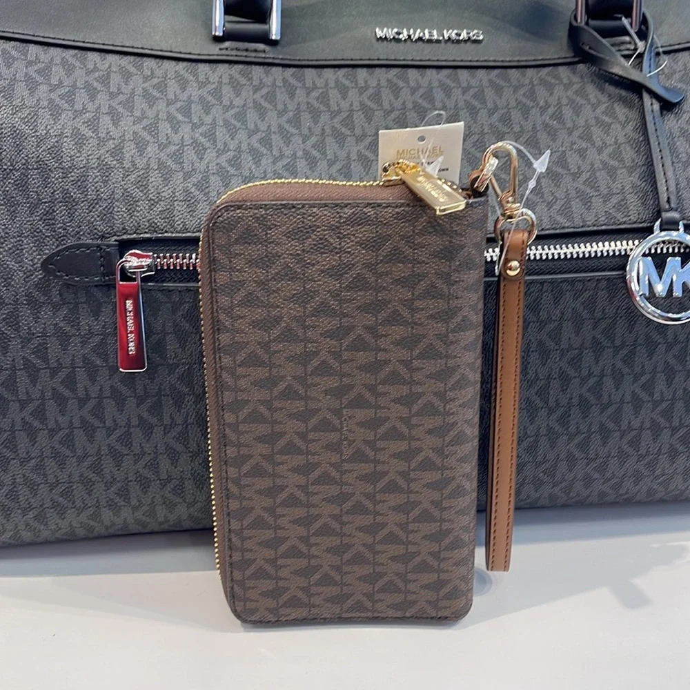 Michael Kors MK Signature Large Flat Multi-Function Phone Case Wallet Wristlet